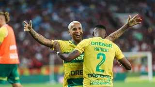Em novo reencontro, Athletico desafia segundo melhor visitante e vice-artilheiro do Brasileirão