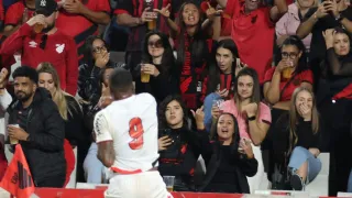 A atitude de Petraglia que revoltou a torcida do Athletico após vexame