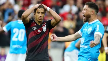 Athletico isola pênalti e é eliminado pelo Londrina no  Paranaense