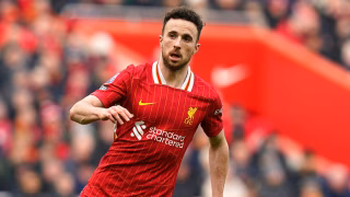 Diogo Jota, estrela do Liverpool e de Portugal, morre em acidente de carro