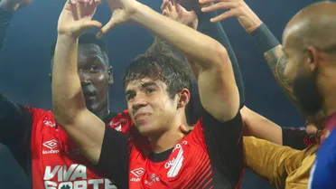 Jovem promessa do Athletico entra na mira de gigante europeu