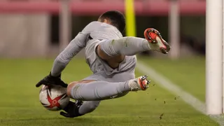 Goleiro Santos carrega o Brasil à final em Tóquio