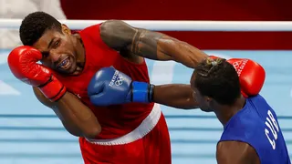 Abner Teixeira é superado por cubano na semifinal e fica com o bronze