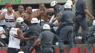 Maioria dos internautas acha justa a punição para brigões nos estádios