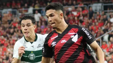 Zagueiro de 18 anos lidera estatísticas e se consolida no Athletico