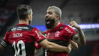 Flamengo é tricampeão carioca ao bater o Fluminense no Maracanã