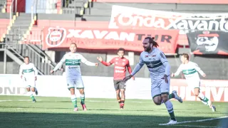 Com quase 63% de aproveitamento, Coritiba é o melhor visitante da Série B