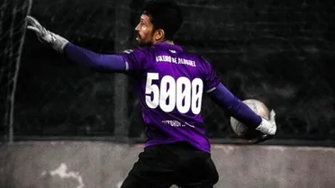 Goleiro de aplicativo faz mais de 5 mil jogos, fatura alto e quebra recordes