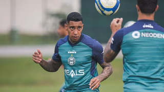 Jorginho explica decisão de não relacionar Alef Manga no Coritiba