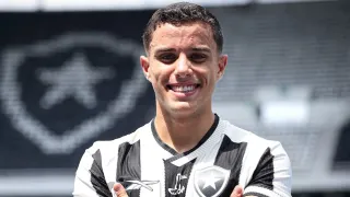 Paraná Clube contrata atacante que brigou por artilharia com joia do Athletico