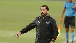 Perfil ofensivo e bom trabalho com a base. Conheça Morínigo, novo técnico do Coritiba