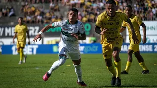Duas derrotas colocam em xeque o planejamento do Coritiba