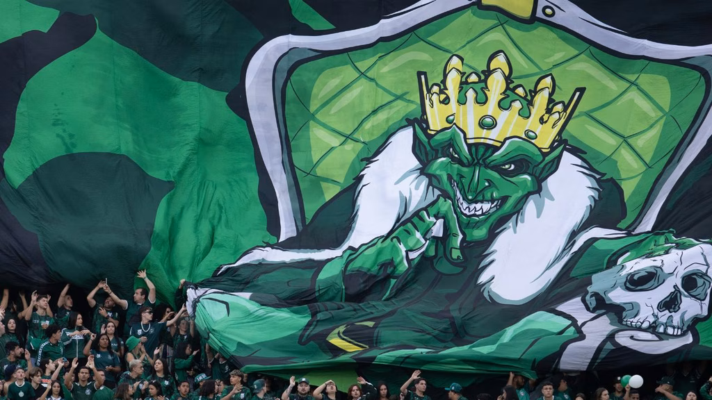 coritiba torcida clássico athletico atletiba série b