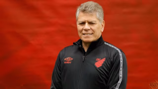 Paulo Autuori no banco. Para a salvação do Athletico e de Varini