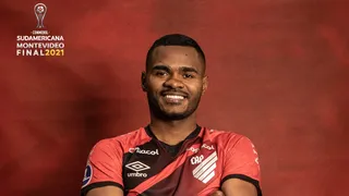 Conmebol faz ensaio com Athletico e Bragantino antes de final; veja as fotos