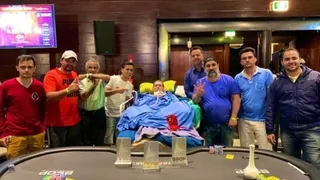 Jogador com ELA chega a mesa final de torneio no Brasileiro de poker