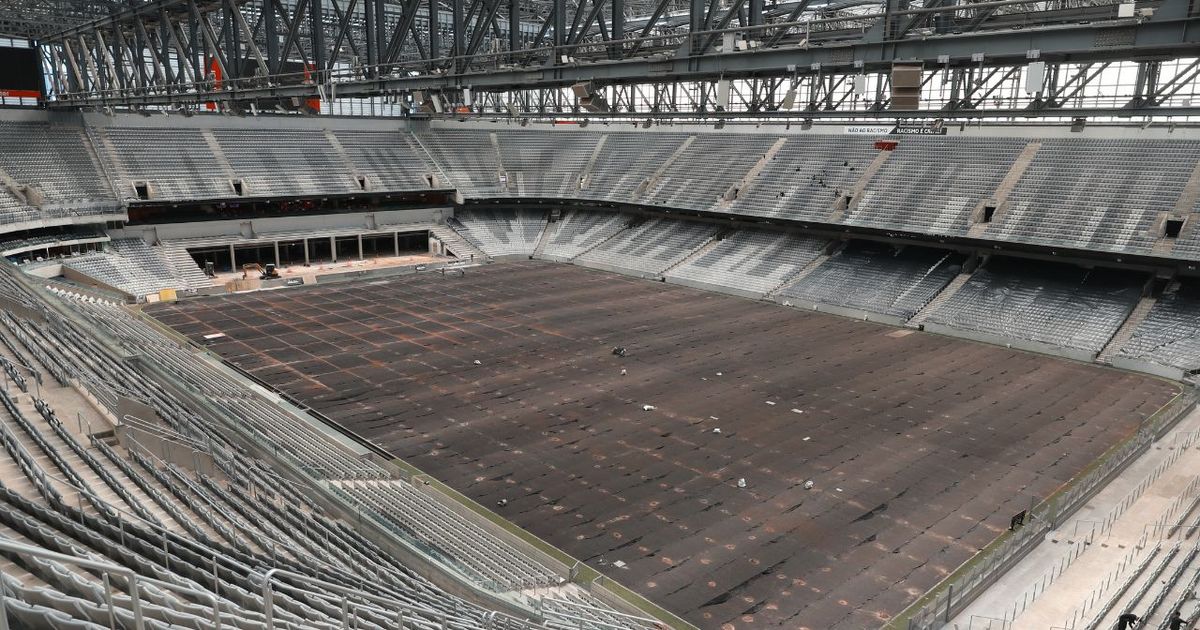 Athletico tira gramado sintético da Arena da Baixada