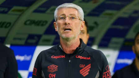 Athletico vende peça importante do elenco para clube do exterior