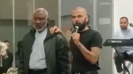 Após sair da prisão, Daniel Alves reaparece e faz “pacto com Deus”