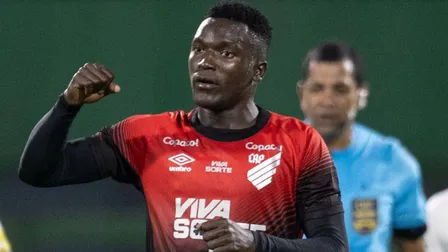 Athletico vence ‘final' com gols de Viveros e encosta no G4 da Série B