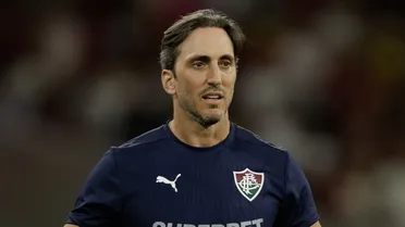 Gramado de estádio do Operário revolta técnico do Fluminense: “Impossível de jogar”