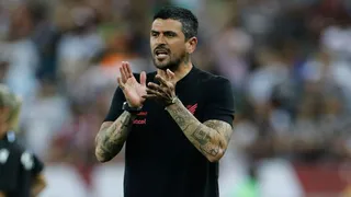 Lucho diz que confia no elenco “até a morte” e explica mudanças no Athletico
