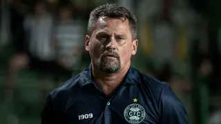 Fábio Matias valoriza empate: “primeiro a tirar ponto do Goiás em casa”