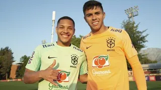Seleção olímpica tem jogadores de Athletico e ex-Coritiba convocados; veja a lista