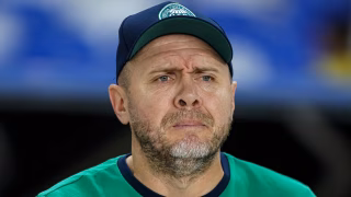 Coritiba tem invencibilidade com zagueiro na Série B