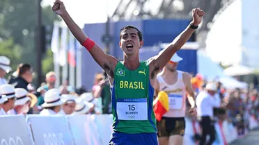Caio Bonfim conquista a prata e faz história na marcha atlética do Brasil