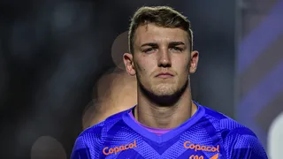 Athletico tem oferta do Botafogo por goleiro que seria o sucessor de Bento