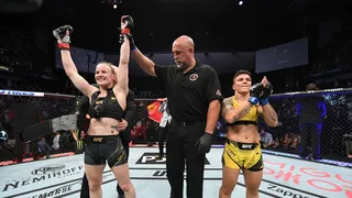 Jéssica Andrade é nocauteada por Valentina Shevchenko e fica sem cinturão do UFC