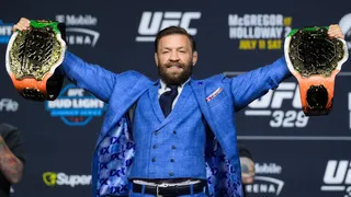 McGregor bate recorde e UFC 329 faz história antes da luta