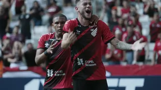 Dos destaques aos desafios: cinco observações táticas do Athletico de James Freitas