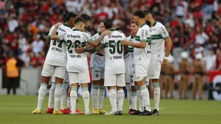 Coritiba inscreve reforços e fecha lista de inscritos no Paranaense