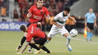 A desequilibrada dupla Atletiba tenta salvar o ano