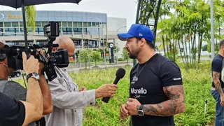 Treinador do UFC radicado em Curitiba entra para a Calçada da Fama no Rio