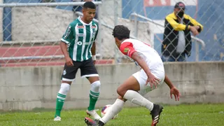 Coritiba sai na frente, mas perde de virada para o Capivariano na Copinha