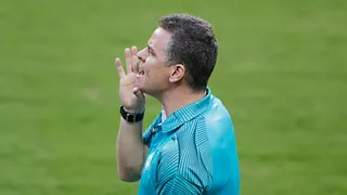 Júlio Sérgio diz que Coritiba já teve a cara do novo treinador no clássico