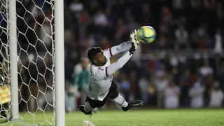 O brilho de Felipe mantém o Paraná vivo em busca de dias melhores
