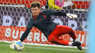 Goleiro do Athletico é convocado para seleção da Ucrânia