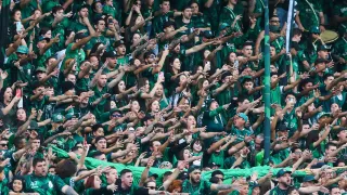 Coritiba tem mais público, mas fatura menos que o Athletico no 1º turno da Série B