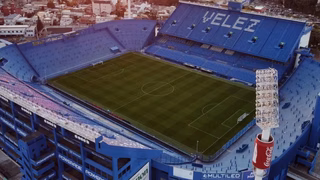 Presidente deixa Vélez Sarsfield após crise e ameaças de torcedores a jogadores