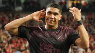 Rumo à Série A! Athletico embala série de vitórias e cola no Coritiba