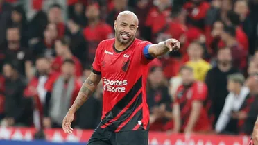 Thiago Heleno crava que vitória sobre o Galo foi “o dia mais lindo” que teve no Athletico