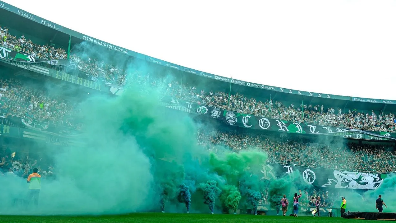 coritiba torcida recorde público 2025