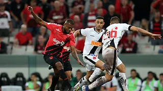 Athletico tem retrospecto positivo contra o Vasco na Arena, com uma única derrota