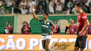 Athletico sofre gol no início, não reage e perde do Palmeiras em Barueri