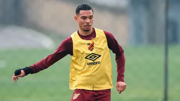Artilheiro do Athletico na temporada se recupera de lesão e volta contra o Criciúma