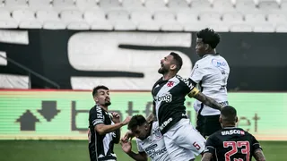 Vasco empata com Corinthians e vê rebaixamento quase irreversível